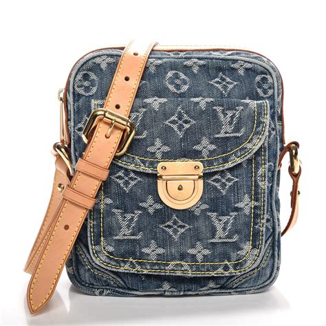 louis vuitton camera bag pink|louis vuitton denim camera bag.